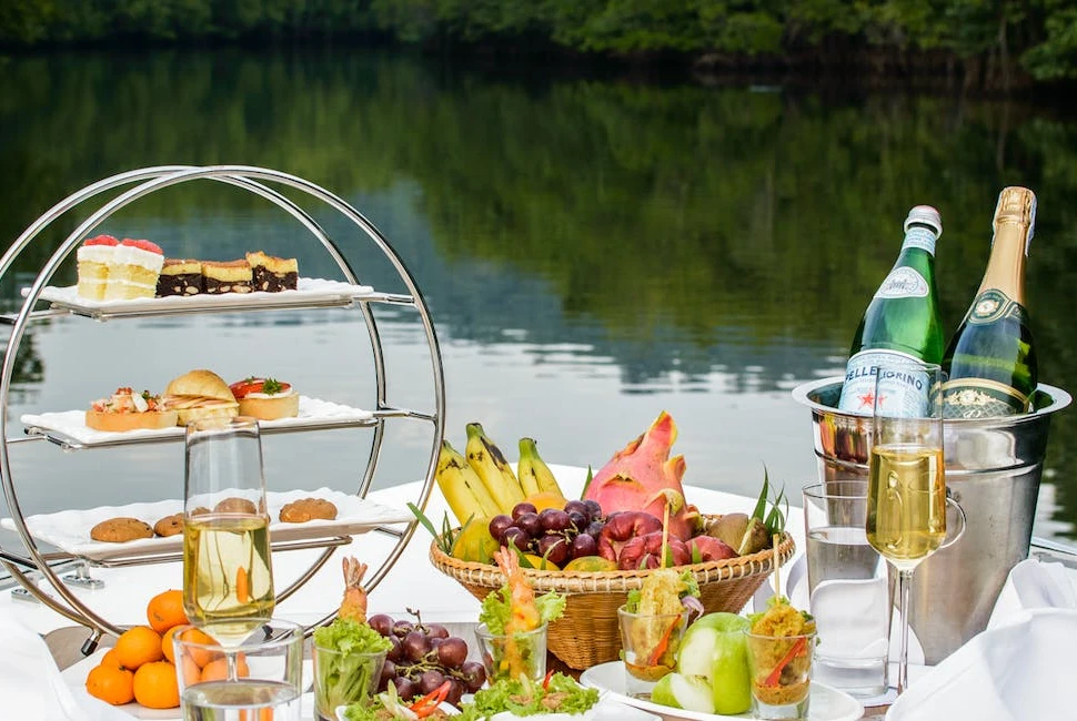 Culinary Delights in South Lake Tahoe: Where to Eat and Savor the Flavors